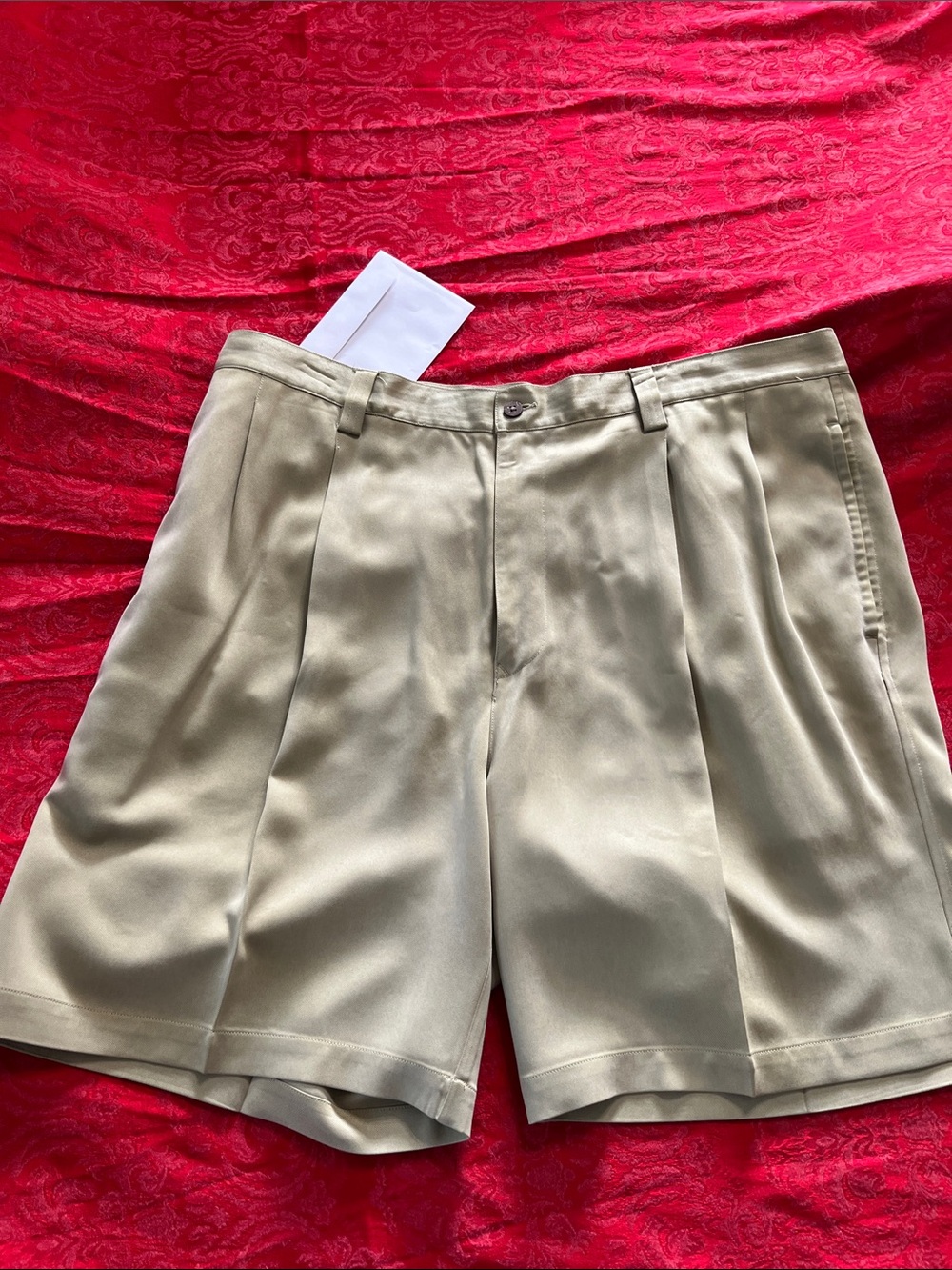 Tommy Bahama Relax Silk Pleated Shorts Men's 40 Beige Khaki Luxury Dress Shorts